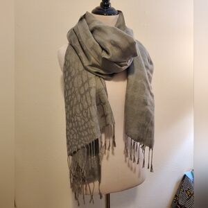 Grey/green Patterned Scarf